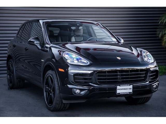 Certified Pre Owned 2017 Porsche Cayenne S E Hybrid Platinum Edition